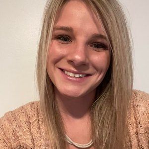 Meet your Posher, Mikayla